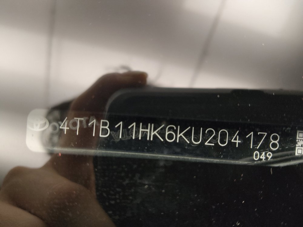 Used 2019 Toyota Camry SE image 33