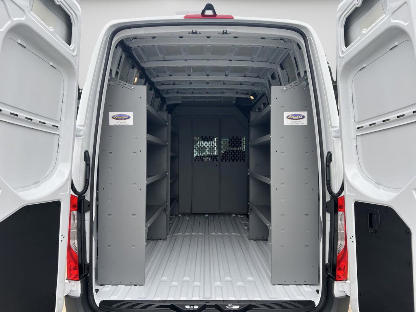 Used 2024 Mercedes-Benz Sprinter 2500 image 12