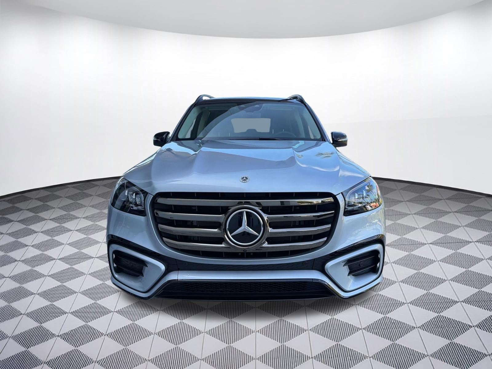Used 2026 Mercedes-Benz GLS 450 4MATIC image 6