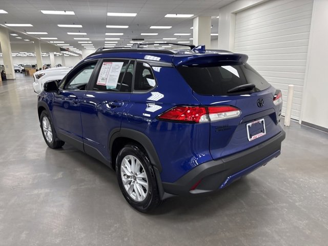 Certified 2024 Toyota Corolla Cross LE image 5