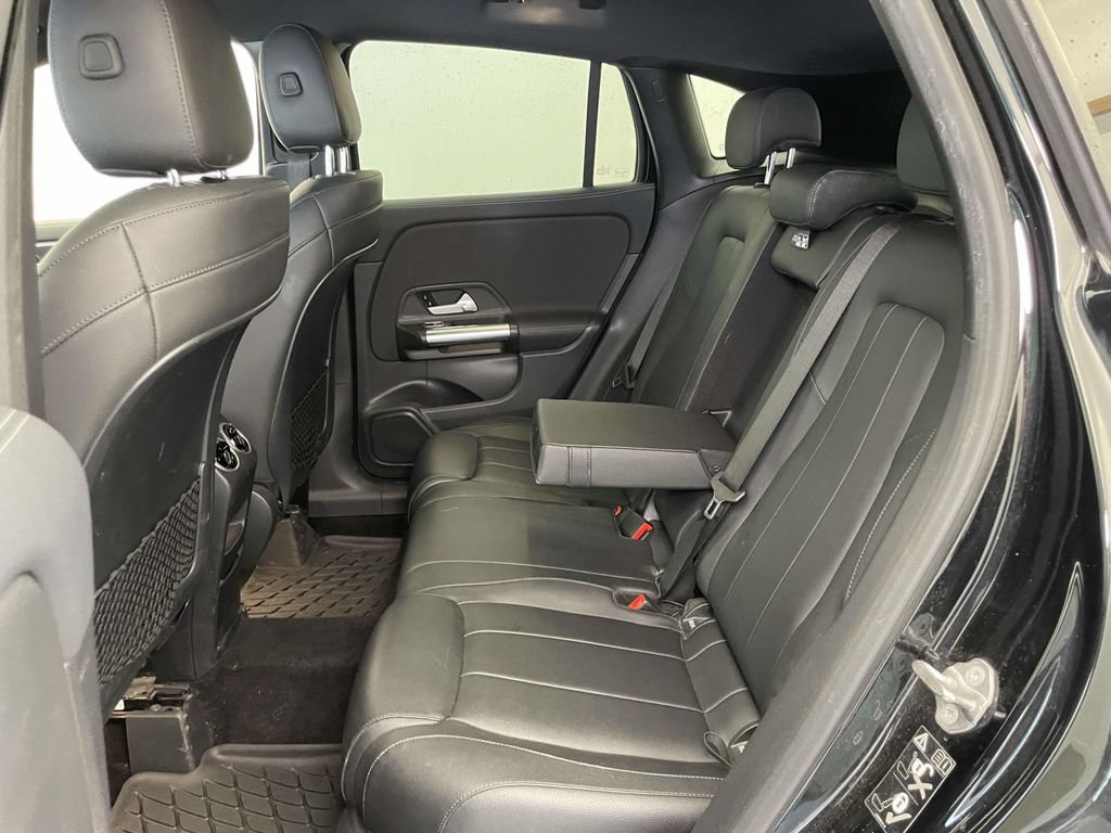 Used 2021 Mercedes-Benz GLA 250 4MATIC image 15