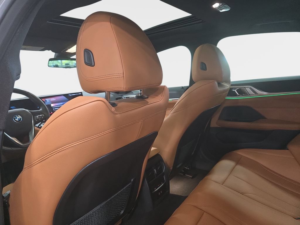 Certified 2023 BMW i4 eDrive35 RWD image 9