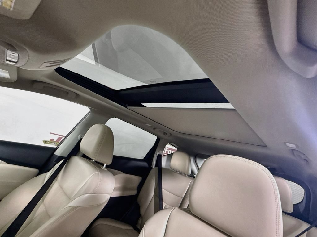Used 2021 Nissan Murano SL w/ SL Moonroof Package AWD/4WD image 12