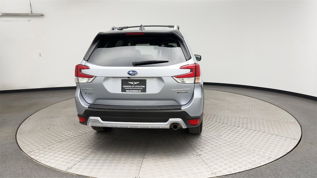 Used 2024 Subaru Forester Touring image 3