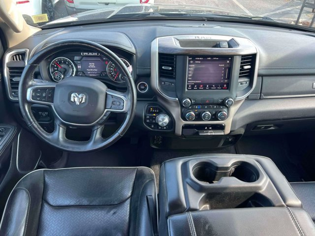 Used 2019 RAM 1500 Laramie w/ Off Road Group AWD/4WD image 12