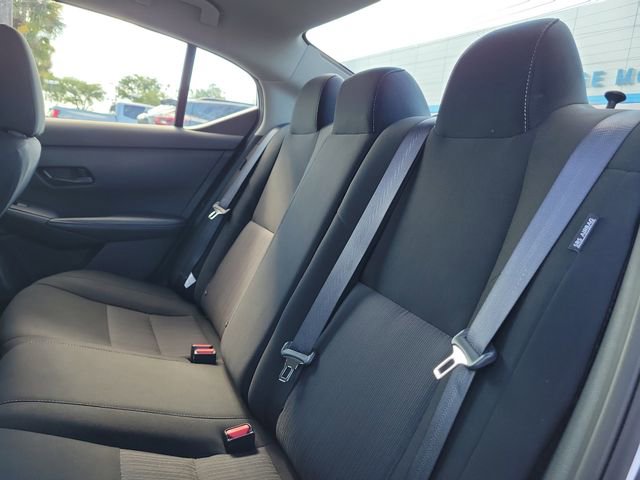 Used 2024 Nissan Sentra SV FWD image 10