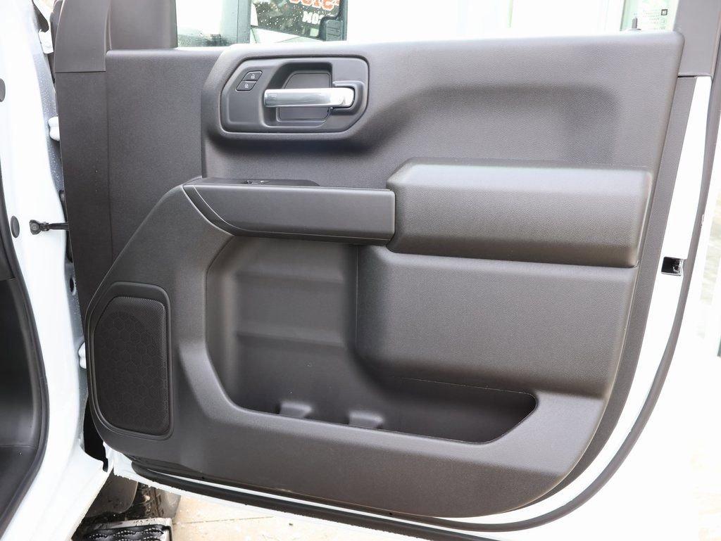 New 2026 Chevrolet Silverado 2500 Custom w/ Custom Convenience Package image 36