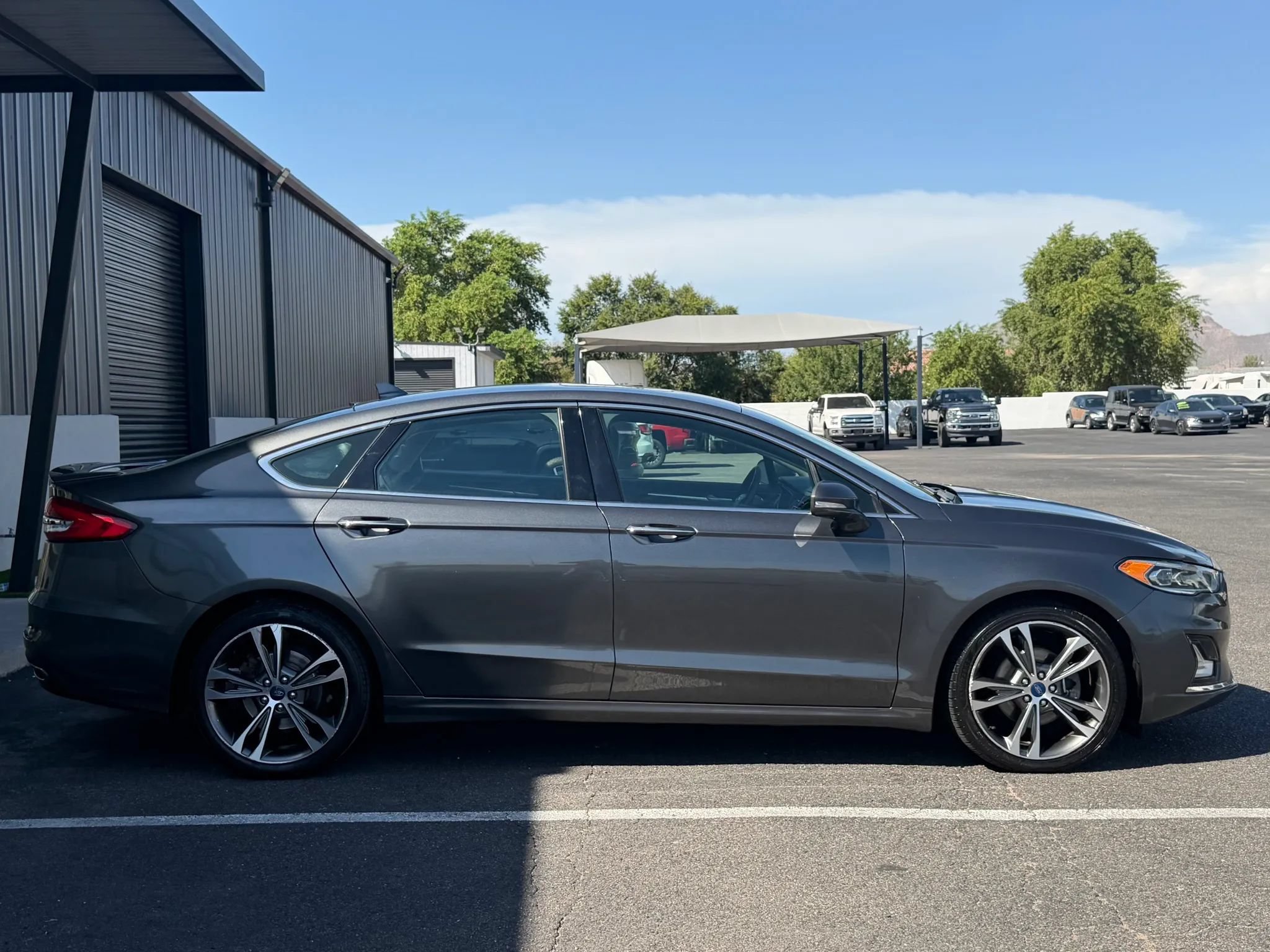 Used 2019 Ford Fusion Titanium AWD/4WD image 10