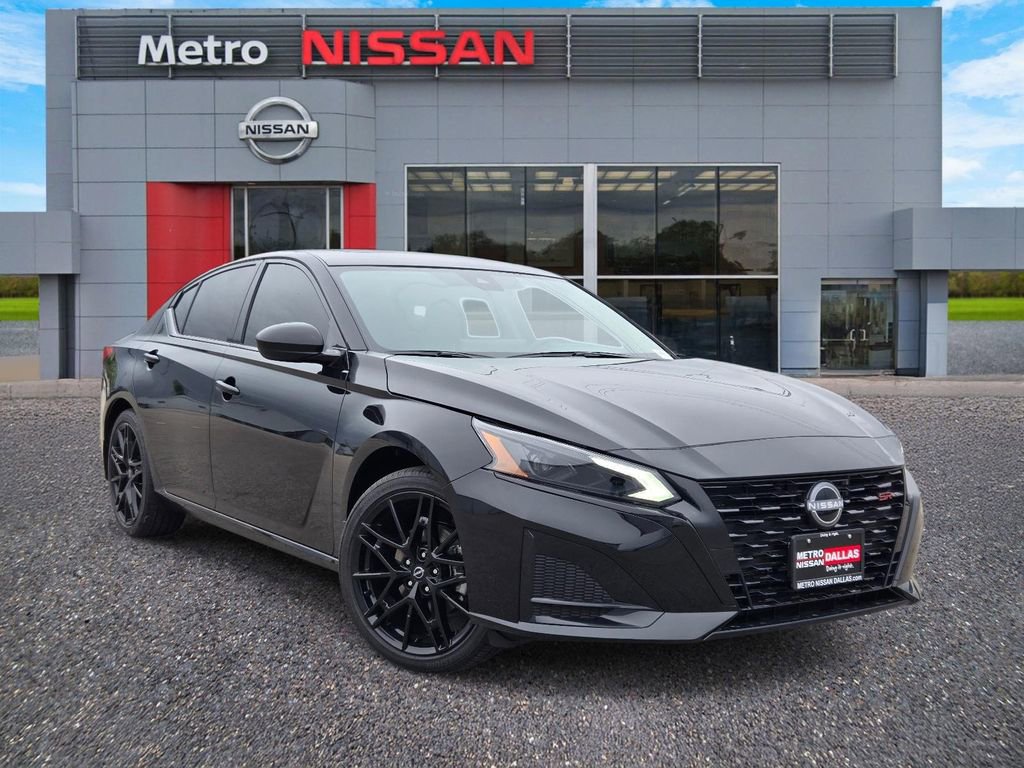 New 2026 Nissan Altima 2.5 SR FWD image 1