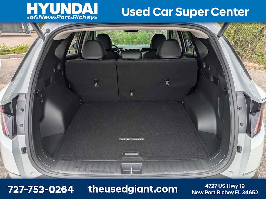 Certified 2024 Hyundai Tucson Limited AWD/4WD image 12