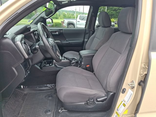 Certified 2017 Toyota Tacoma TRD Sport w/ Premium & Technology Package AWD/4WD image 15