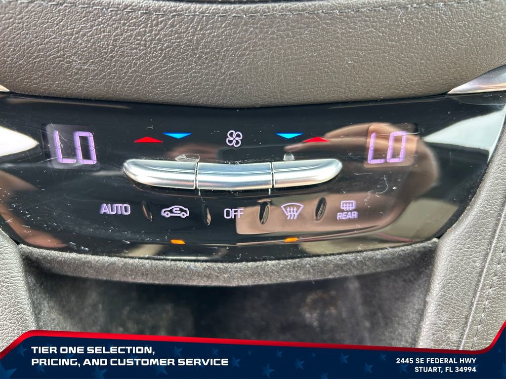 Used 2018 Cadillac XT5 FWD image 21