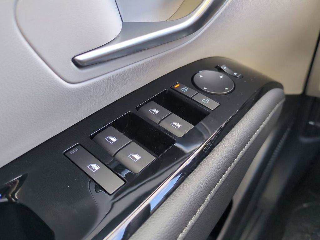 New 2026 Hyundai Tucson Limited image 32