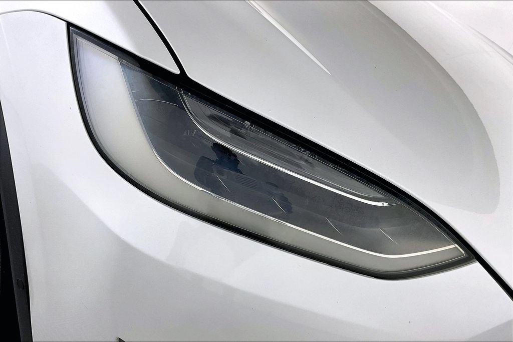 Used 2019 Tesla Model X 75D AWD/4WD image 26
