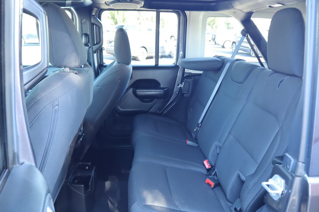 Used 2021 Jeep Wrangler Unlimited Sport AWD/4WD image 34