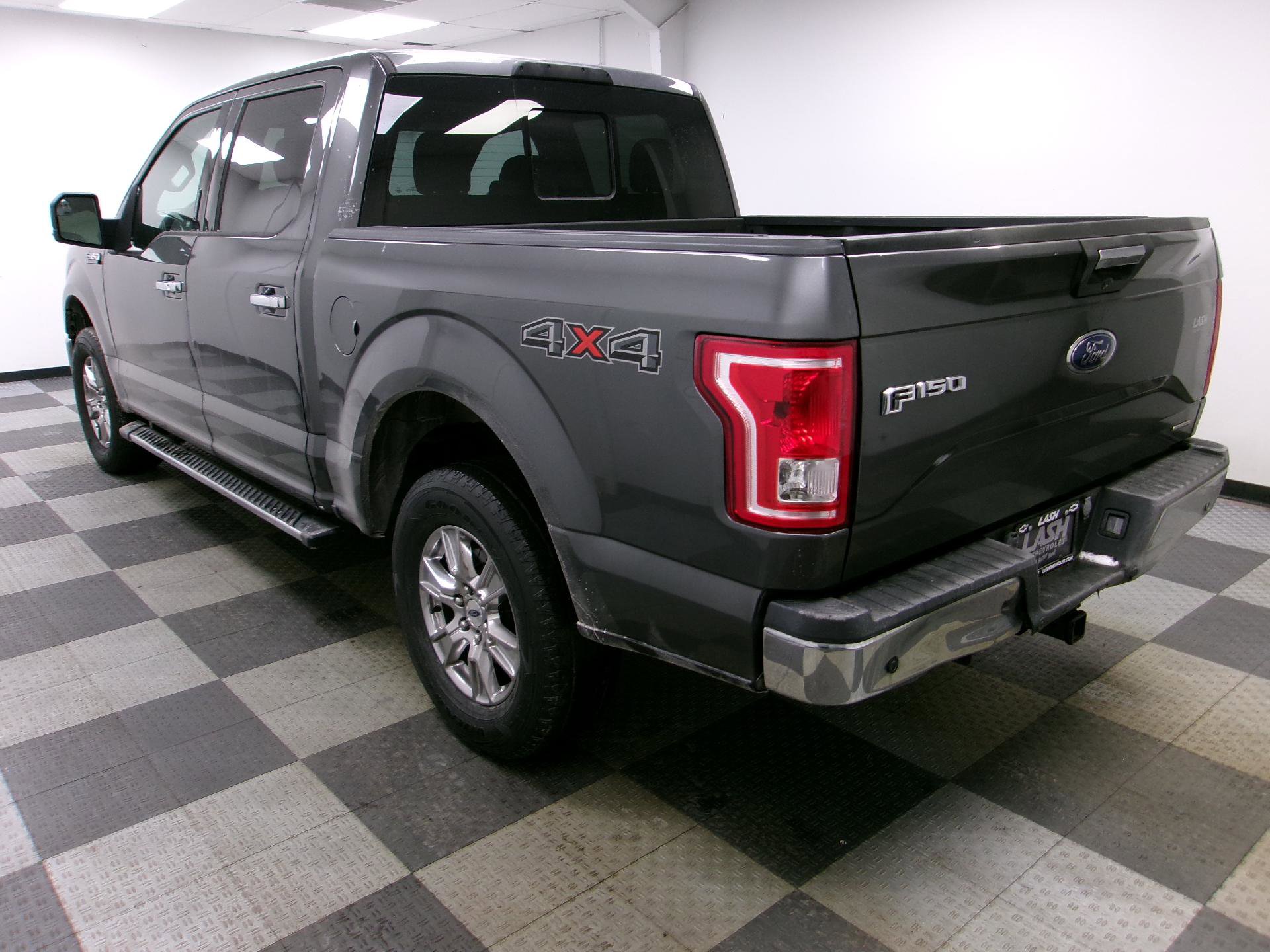 Used 2015 Ford F150 XLT w/ Equipment Group 302A Luxury image 3