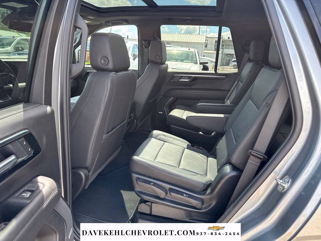 Used 2025 Chevrolet Tahoe Z71 w/ Comfort Package AWD/4WD image 21