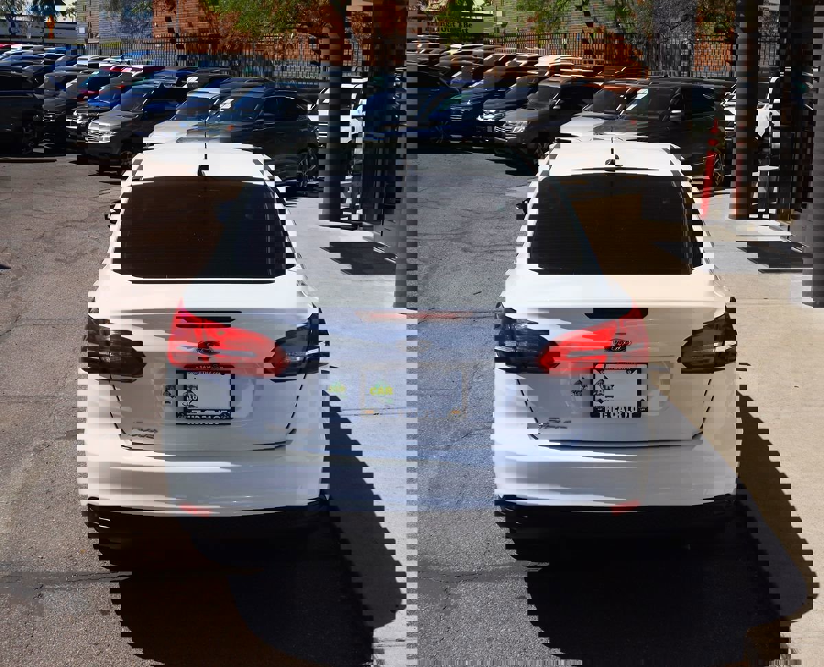 Used 2017 Ford Focus S image 10