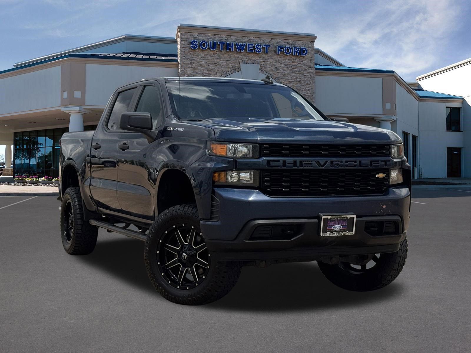Used 2020 Chevrolet Silverado 1500 Custom w/ Custom Convenience Package