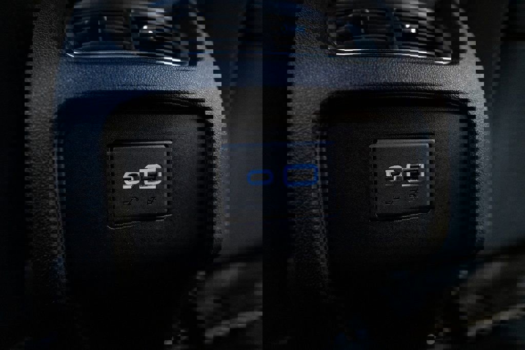 Used 2020 Chevrolet Blazer LT image 37