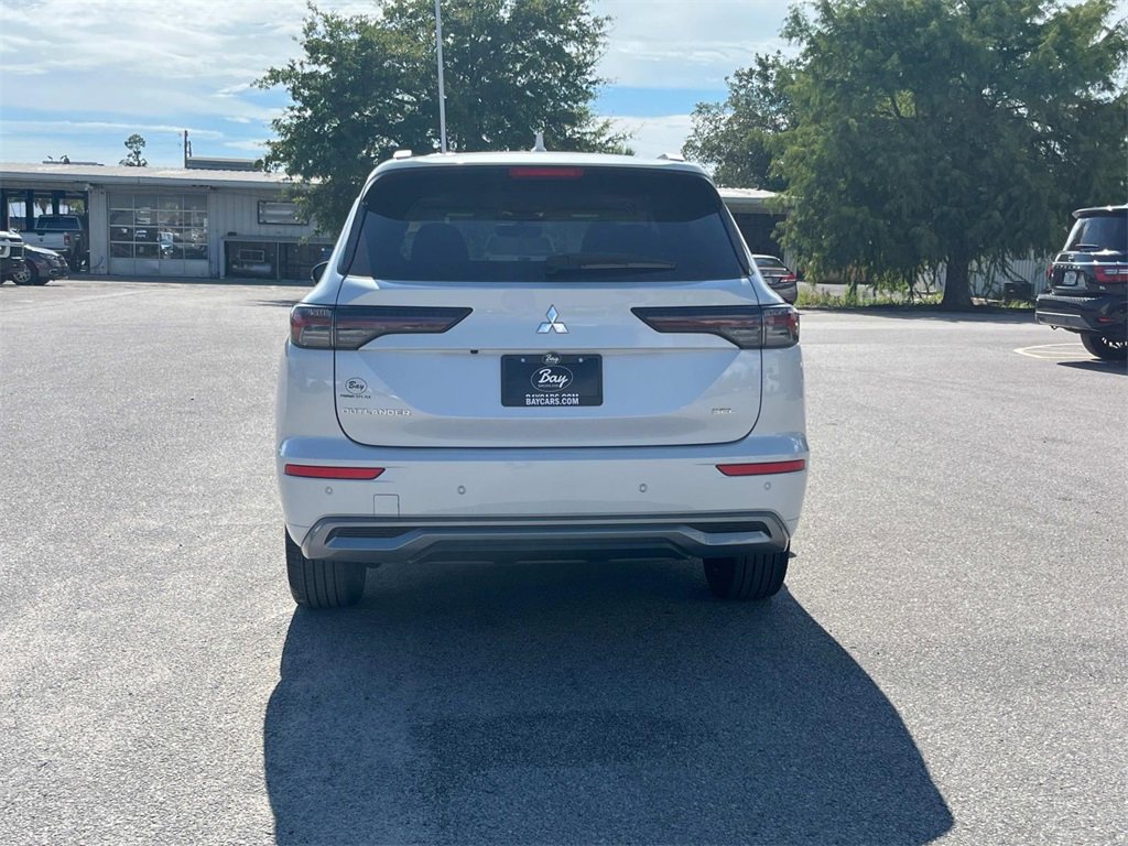 New 2025 Mitsubishi Outlander SEL image 4