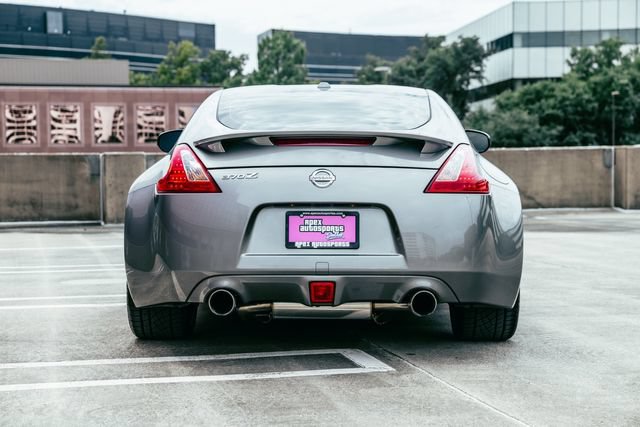 Used 2009 Nissan 370Z Touring RWD image 16