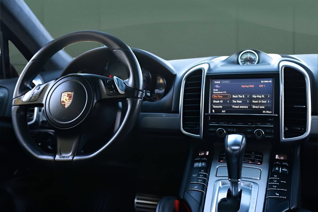 Used 2013 Porsche Cayenne GTS AWD/4WD image 28