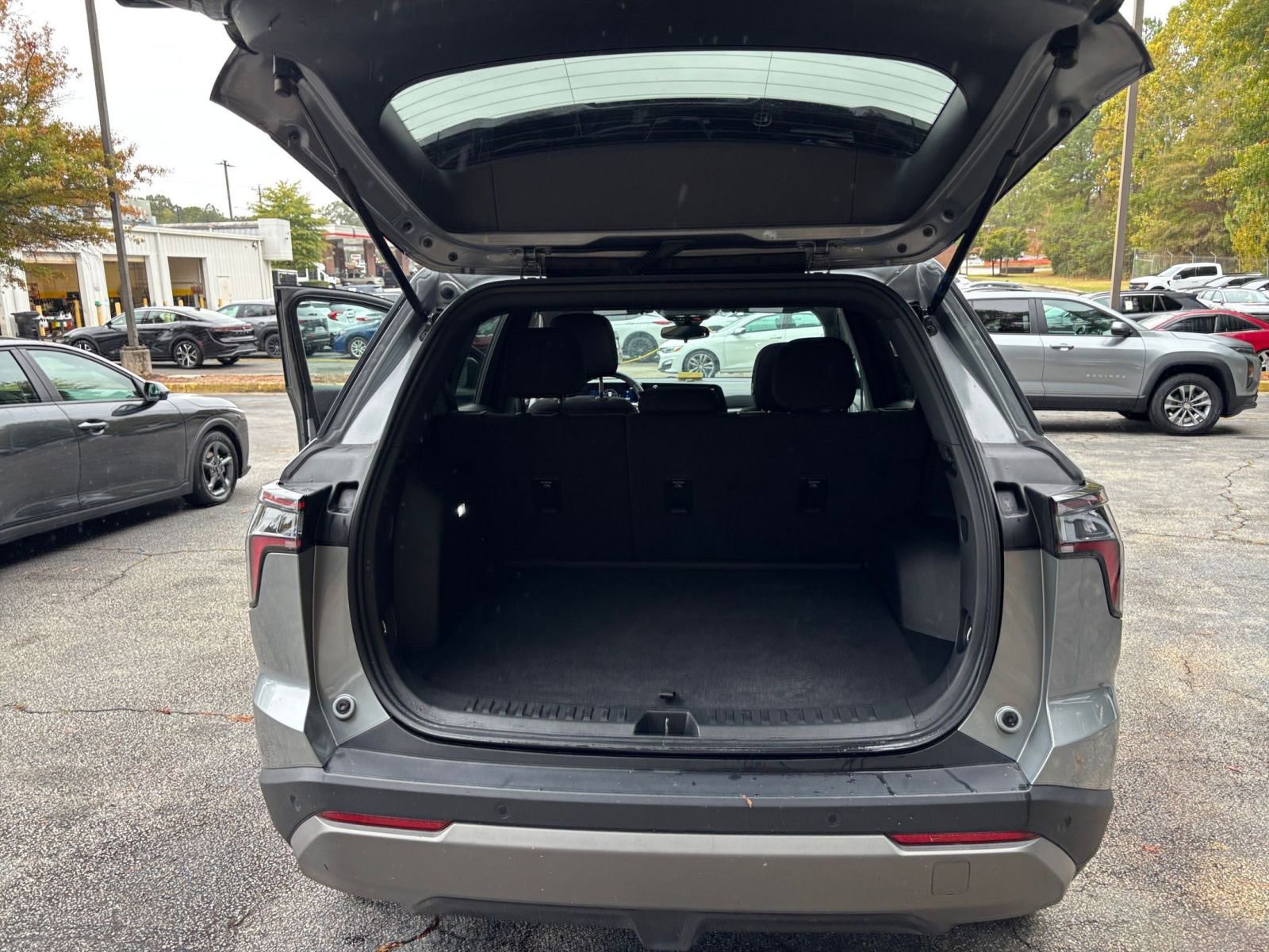 Used 2025 Chevrolet Equinox LT image 31