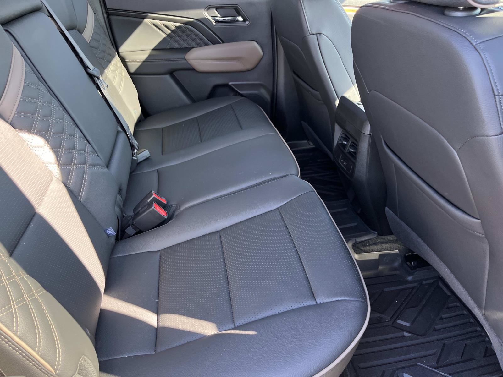 Used 2026 GMC Canyon Denali AWD/4WD image 21