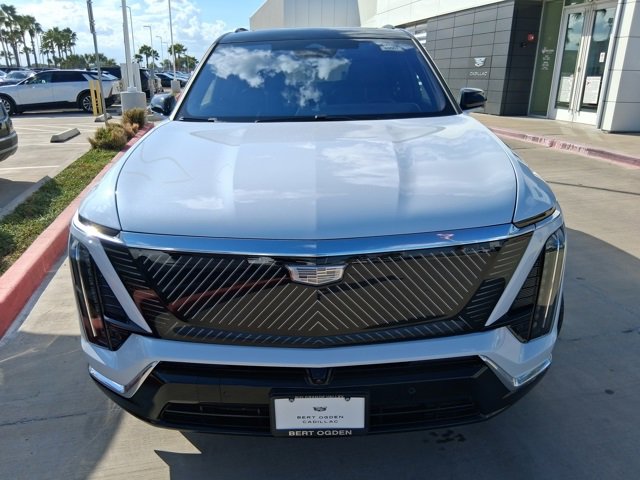 New 2026 Cadillac Vistiq Luxury w/ LPO, Floor Liner Package image 2