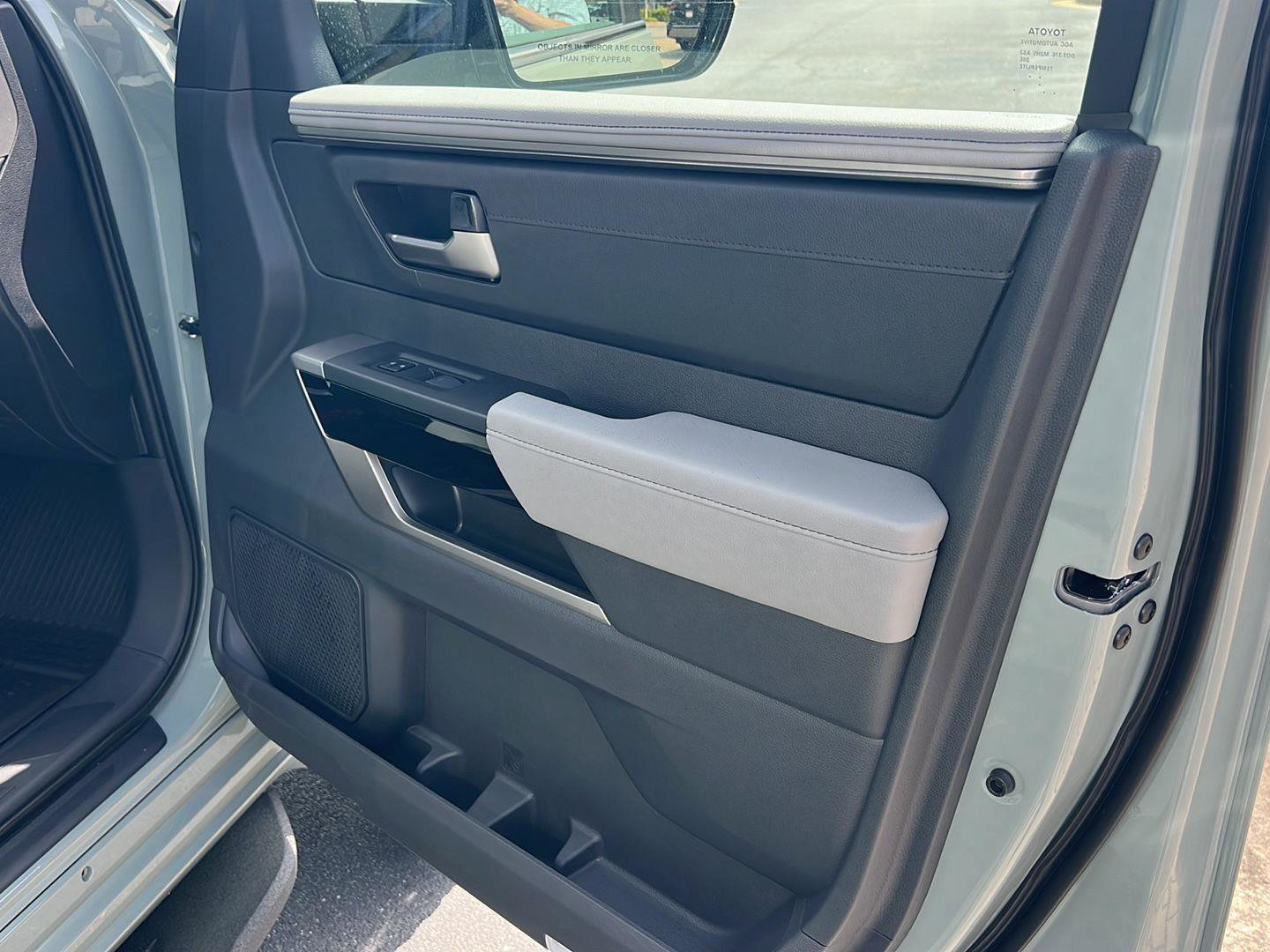 New 2026 Toyota Tundra Limited image 14