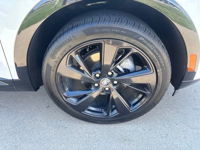 Used 2023 Buick Envision Essence w/ Sport Touring Package FWD image 17