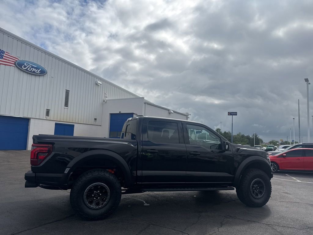 Used 2025 Ford F150 Raptor AWD/4WD image 13