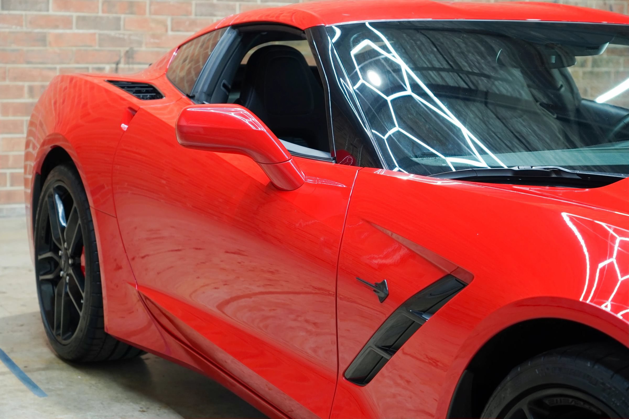 Used 2019 Chevrolet Corvette Stingray Coupe w/ Carbon Flash Badge Package RWD image 22