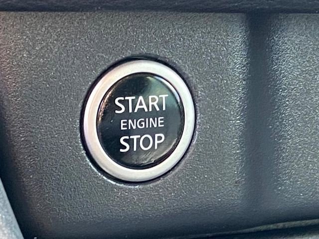 Used 2023 Nissan Rogue SV image 16