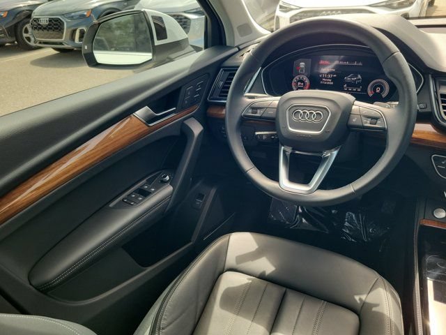 Used 2023 Audi Q5 2.0T Premium Plus AWD/4WD image 13