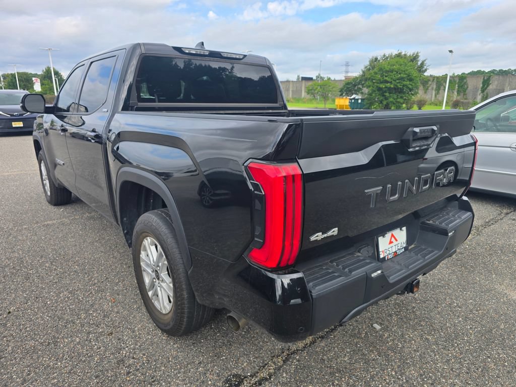Used 2023 Toyota Tundra SR5 w/ SR5 Premium Package AWD/4WD image 7