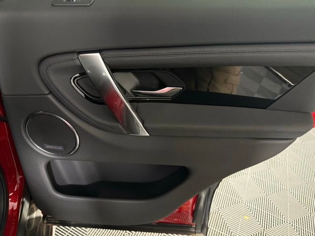 Certified 2025 Land Rover Discovery Sport S image 30