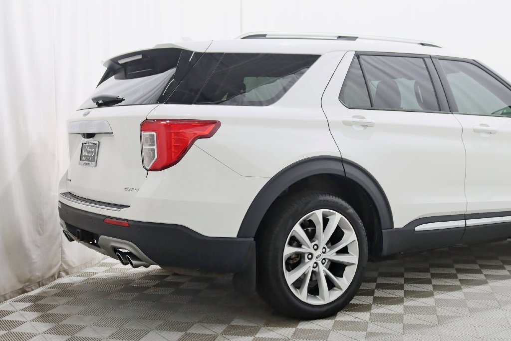 Used 2022 Ford Explorer Platinum w/ Equipment Group 601A AWD/4WD image 9