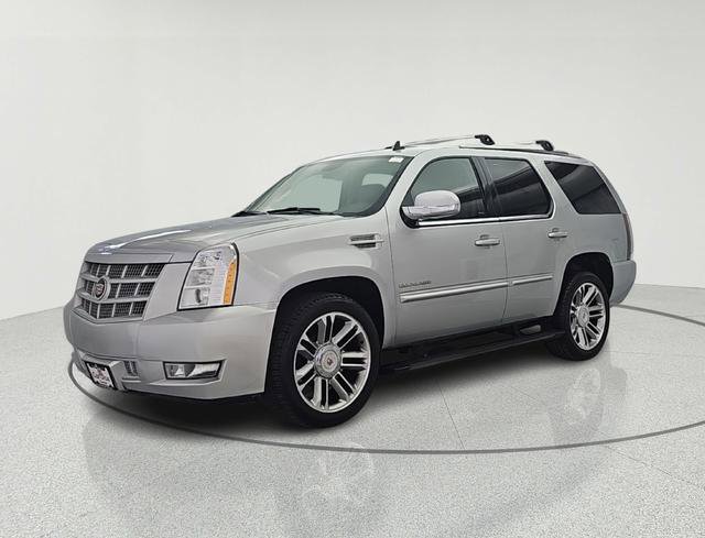 Used 2014 Cadillac Escalade Premium image 3