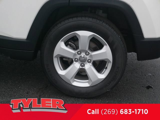 Used 2018 Jeep Compass Latitude w/ Cold Weather Group image 46