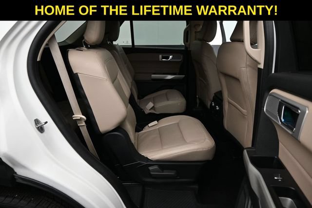 Used 2021 Ford Explorer Limited w/ Equipment Group 301A AWD/4WD image 47