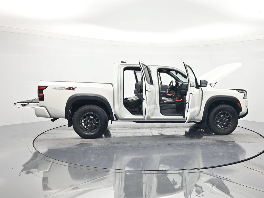 Certified 2024 Nissan Frontier PRO-4X w/ Pro Premium Package AWD/4WD image 49