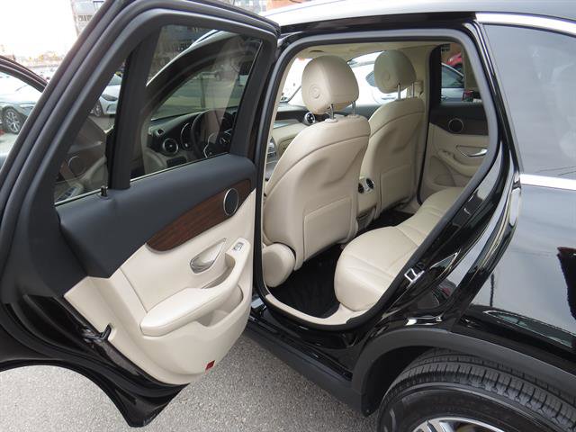 Certified 2022 Mercedes-Benz GLC 300 4MATIC image 26