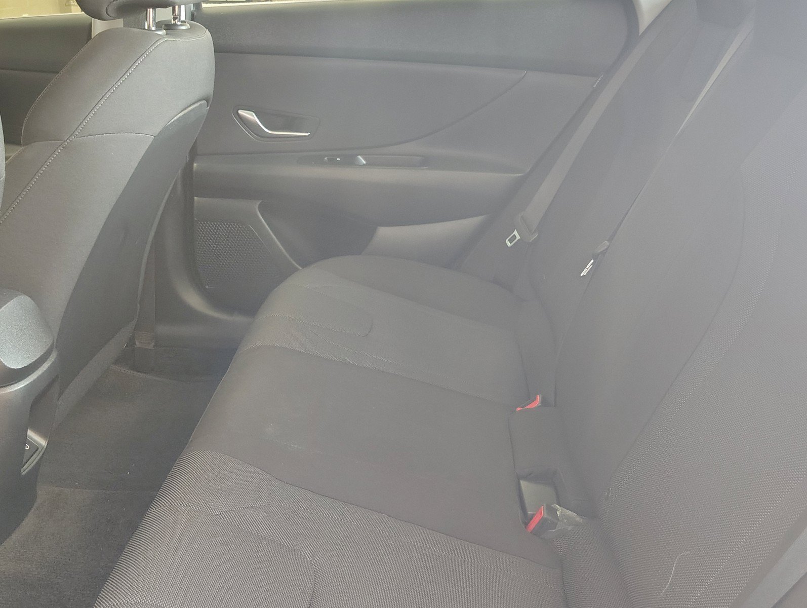 Certified 2025 Hyundai Elantra SE FWD image 22