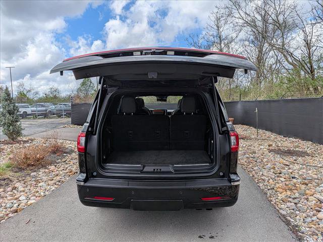 Used 2020 Lincoln Navigator Reserve w/ Equipment Group 208A Reserve image 21