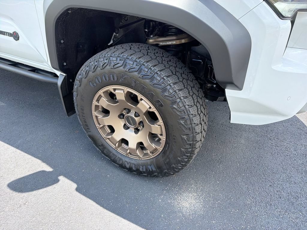 New 2026 Toyota Tacoma 4x4 Double Cab Hybrid image 16
