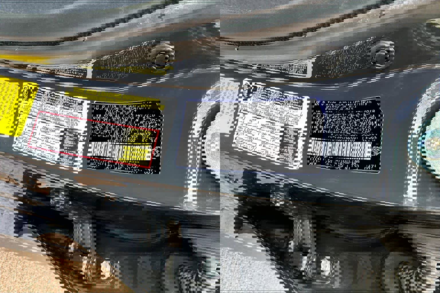 Used 2025 Toyota Camry LE w/ Convenience Package image 34