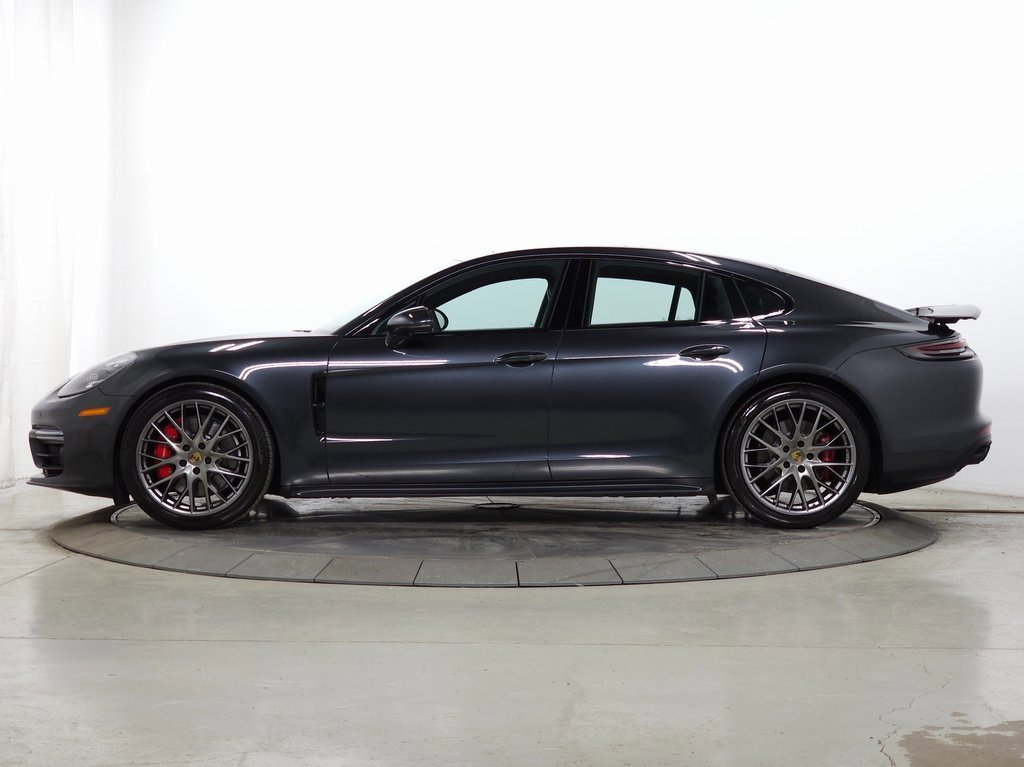 Used 2020 Porsche Panamera GTS image 5