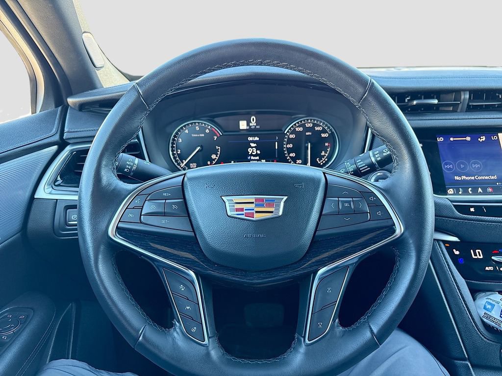 Used 2024 Cadillac XT5 Premium Luxury image 11